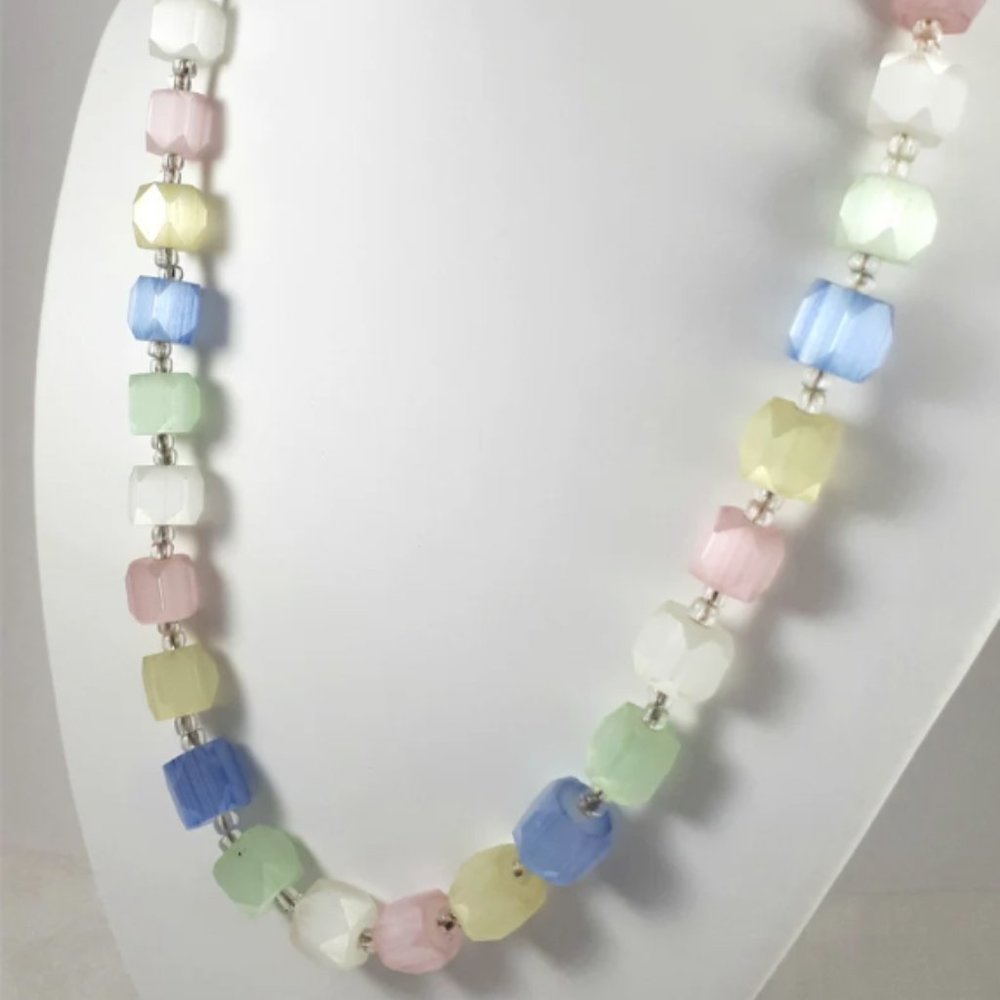 Vintage Art Deco Harlequin Glass Bead Multi Colour Pastel Necklace